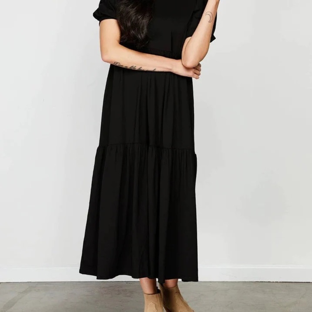 Gentle Fawn tiered black dress. Soft stretchy dress nwt $98!!!